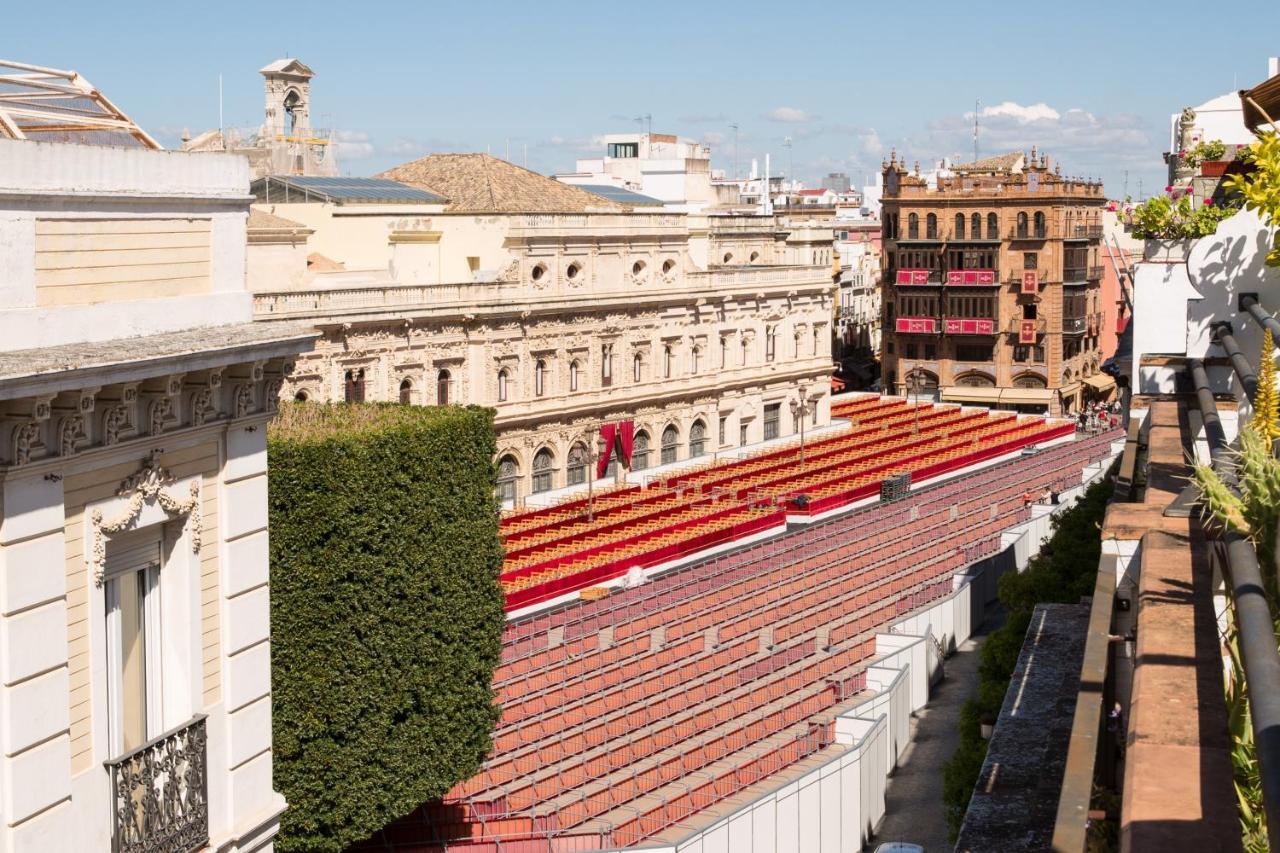 Puerta Catedral Holiday Suites Севилья Экстерьер фото